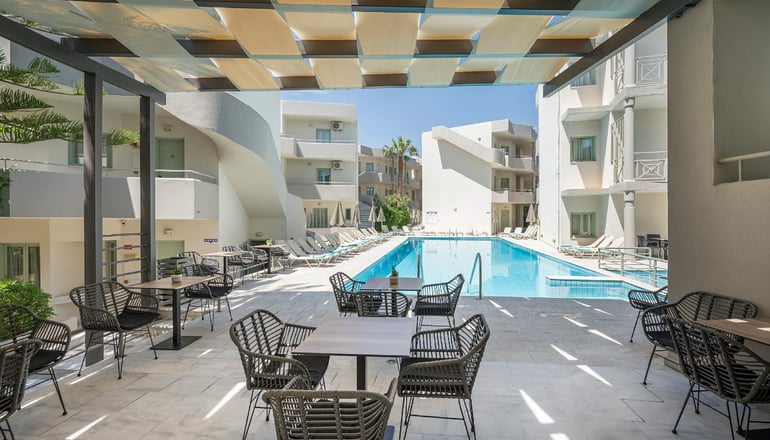 4* Summer Beach Hotel