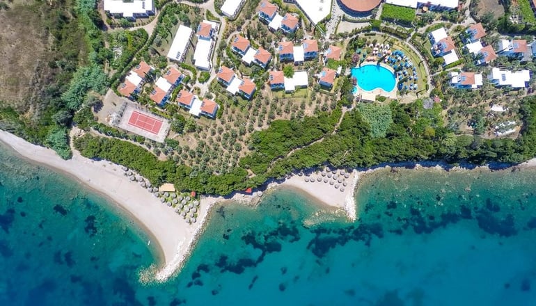 4* Sunrise Village Beach Hotel