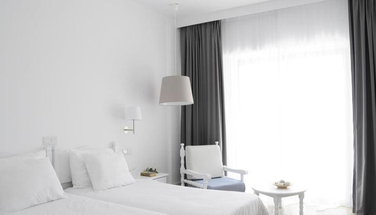 4* Sunrise Village Beach Hotel