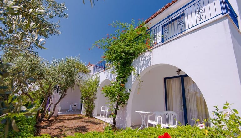 4* Sunrise Village Beach Hotel