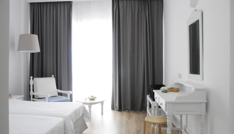 4* Sunrise Village Beach Hotel