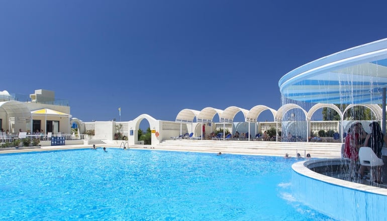 4* Sunshine Crete Village