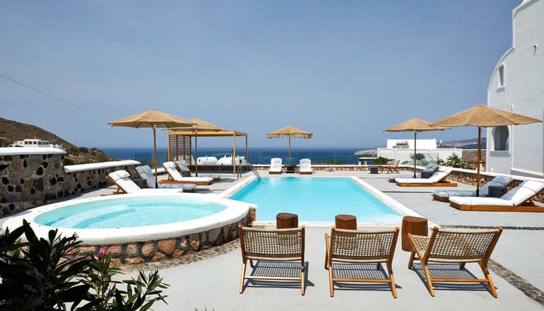 4* Symmetry Suites - Ακρωτήρι, Σαντορίνη