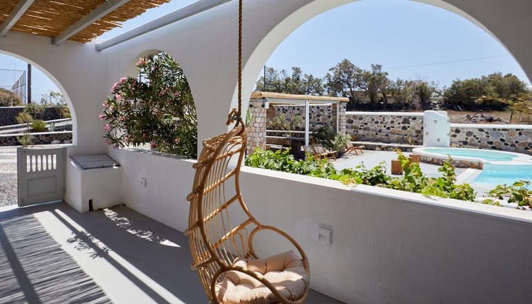 4* Symmetry Suites - Ακρωτήρι, Σαντορίνη