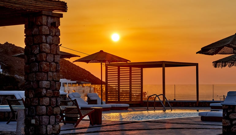 4* Symmetry Suites - Ακρωτήρι, Σαντορίνη