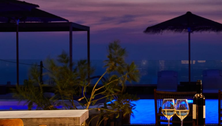 4* Symmetry Suites - Ακρωτήρι, Σαντορίνη