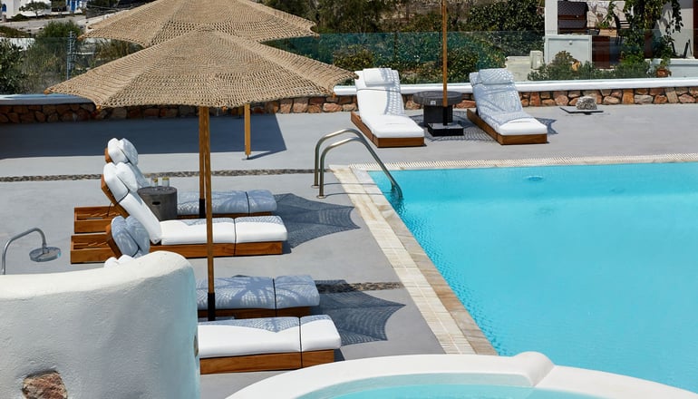4* Symmetry Suites - Ακρωτήρι, Σαντορίνη