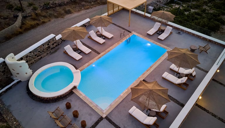 4* Symmetry Suites - Ακρωτήρι, Σαντορίνη