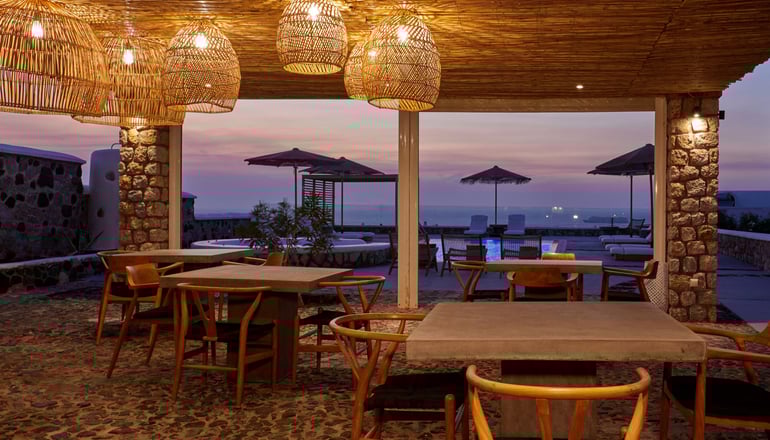 4* Symmetry Suites - Ακρωτήρι, Σαντορίνη