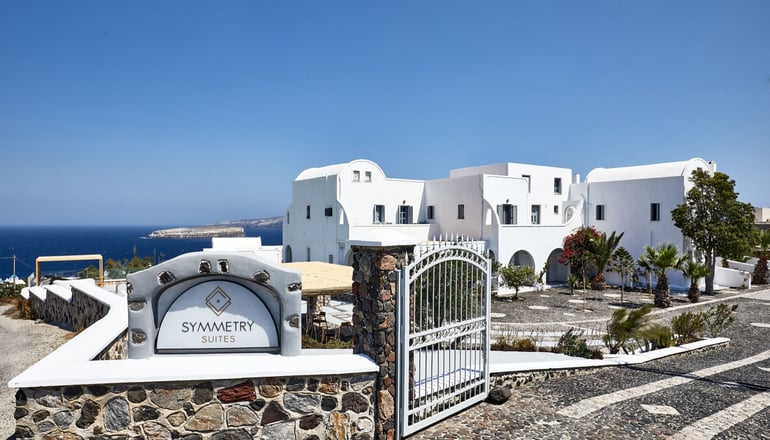 4* Symmetry Suites - Ακρωτήρι, Σαντορίνη