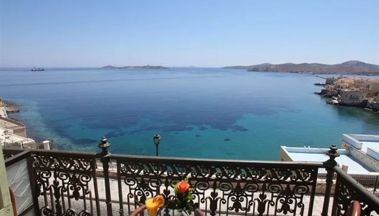 4* Syrou Melathron - Ερμούπολη, Σύρος