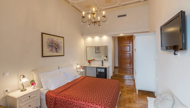 4* Syrou Melathron - Ερμούπολη, Σύρος