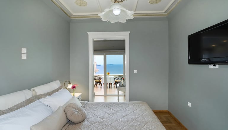 4* Syrou Melathron - Ερμούπολη, Σύρος
