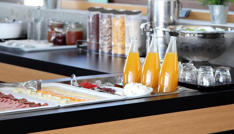 4* Thalatta Seaside Hotel - Αγία Άννα, Εύβοια