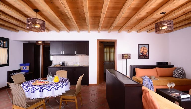 4* The Varos Residences - Βάρος, Λήμνος