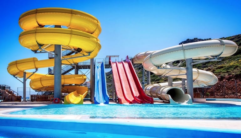 4* The Village Water Park Smartline