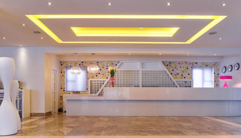 4* The Village Water Park Smartline