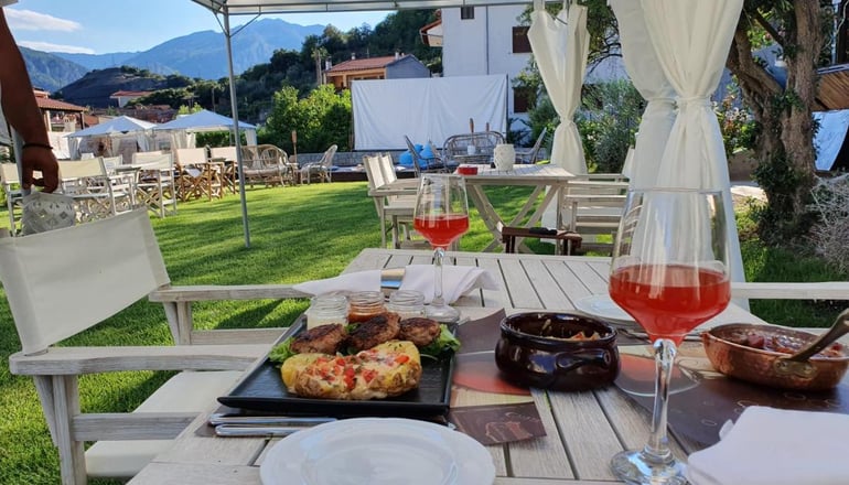 4* Theatro Hotel Odysseon - Καλαμπάκα