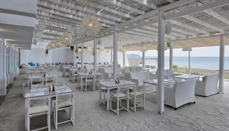 4* Tinos Beach Hotel