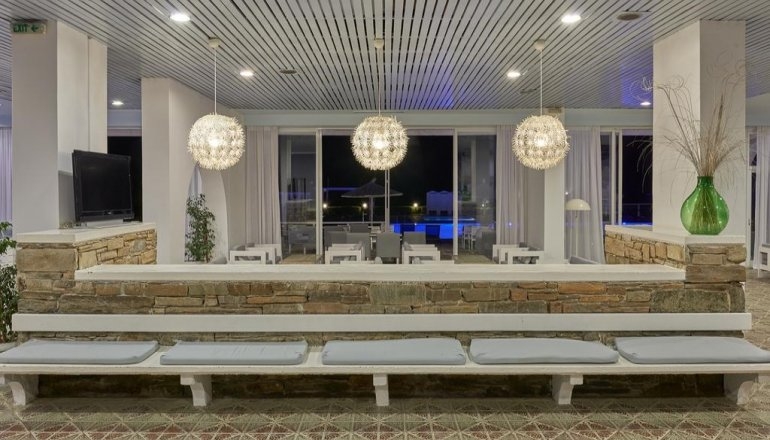 4* Tinos Beach Hotel