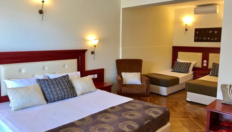 4* Village Mare Hotel