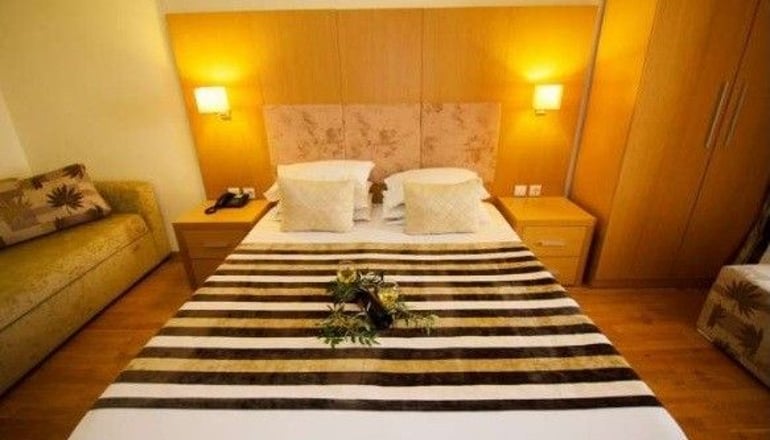4* Village Mare Hotel