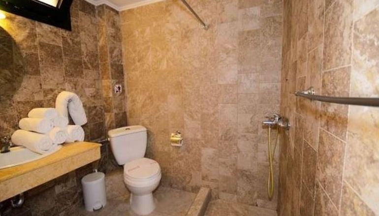 4* Village Mare Hotel