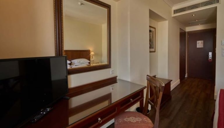 4* Volos Palace Hotel