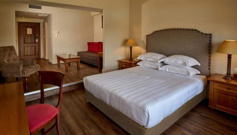 4* Xenia Palace Portaria