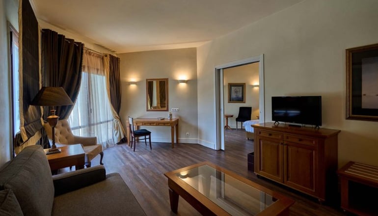 4* Xenia Palace Portaria