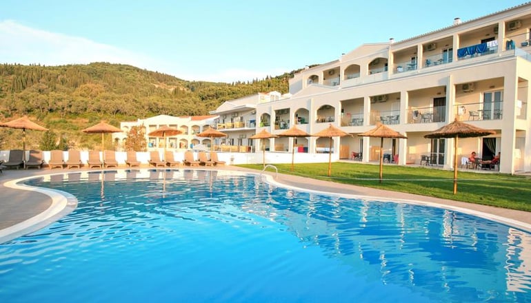 4* Saint George Palace