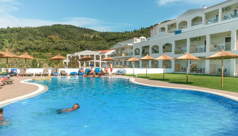 4* Saint George Palace