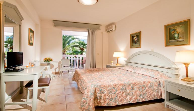 4* Aquis Sandy Beach Resort