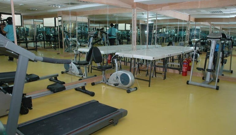 5* 1000 Colors Hotel