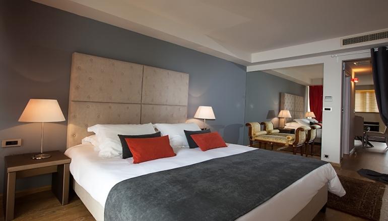 Golden Suites & Spa
