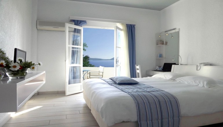 4* Aegialis Hotel & Spa