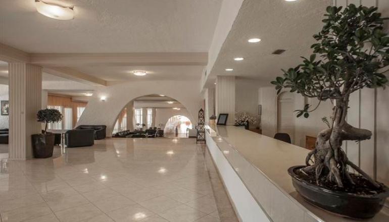 4* Eden Beach Resort Hotel