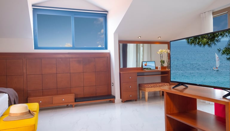 5* Acrotel Athena Pallas