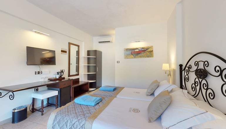 5* Acrotel Athena Pallas