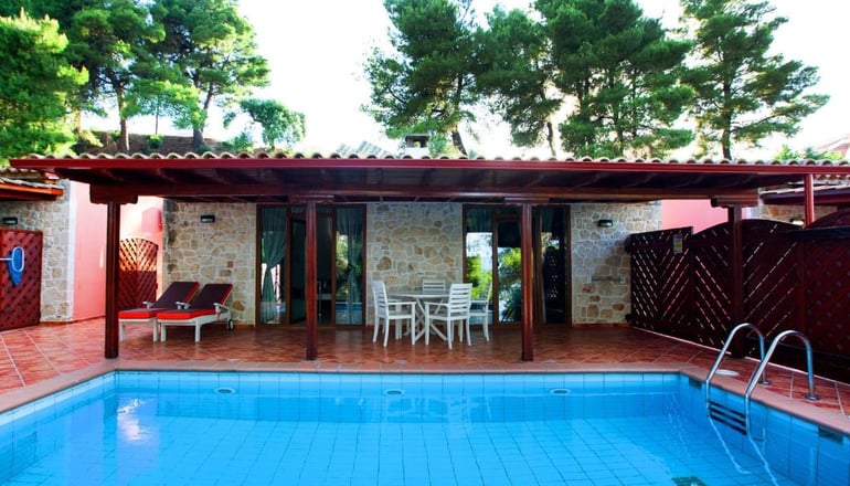 5* Alia Palace