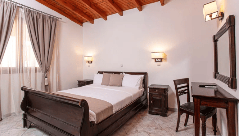 5* Alia Palace