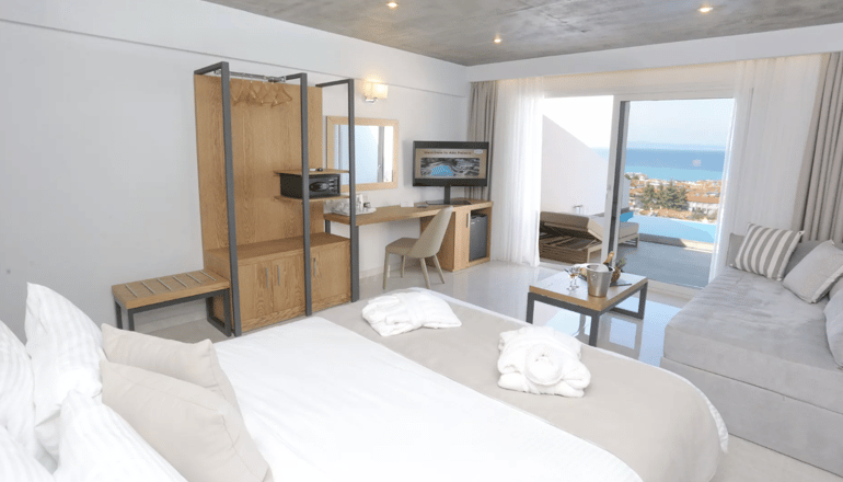 5* Alia Palace