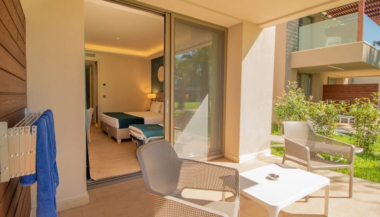 5* Almyros Beach Resort & Spa - Αχαράβη, Κέρκυρα