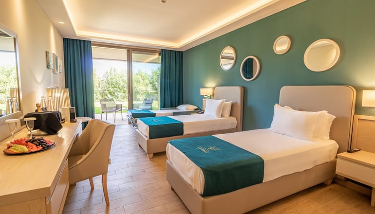 5* Almyros Beach Resort & Spa - Αχαράβη, Κέρκυρα