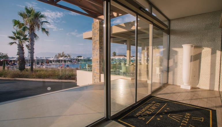 5* Almyros Beach Resort & Spa - Αχαράβη, Κέρκυρα