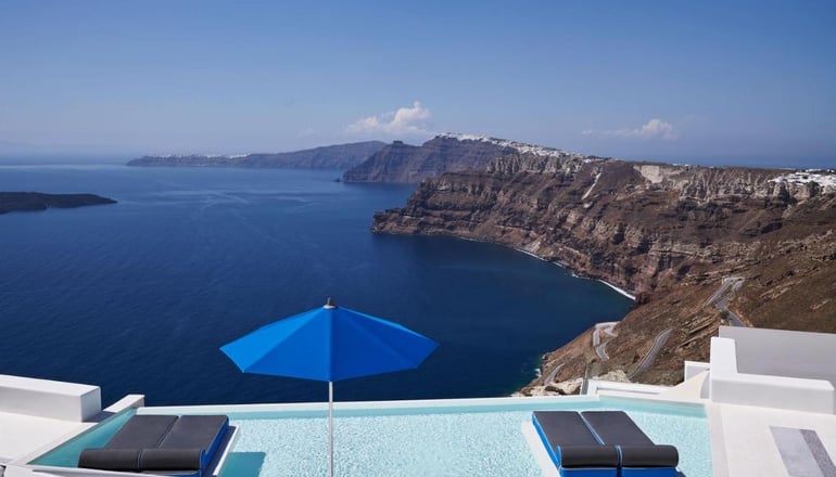 5* Alti Suites Santorini