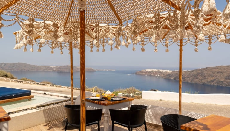 5* Amaze Suites - Ημεροβίγλι, Σαντορίνη