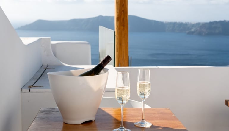 5* Amaze Suites - Ημεροβίγλι, Σαντορίνη
