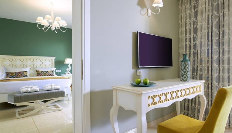 5* Anemos Luxury Grand Resort