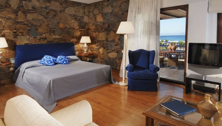 5* Aquila Rithymna Beach